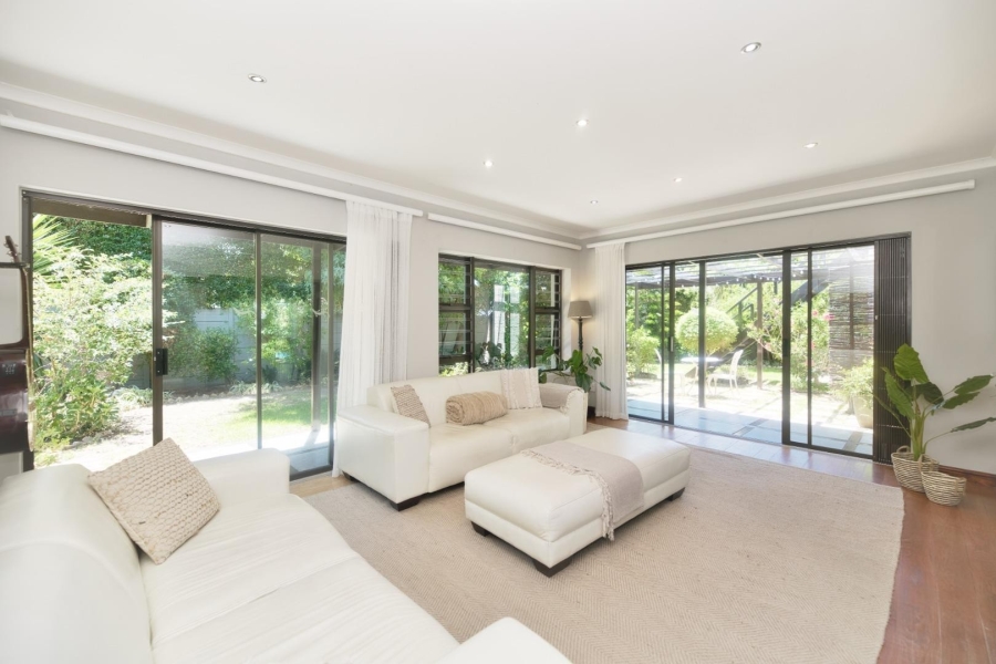 5 Bedroom Property for Sale in Vermont Western Cape